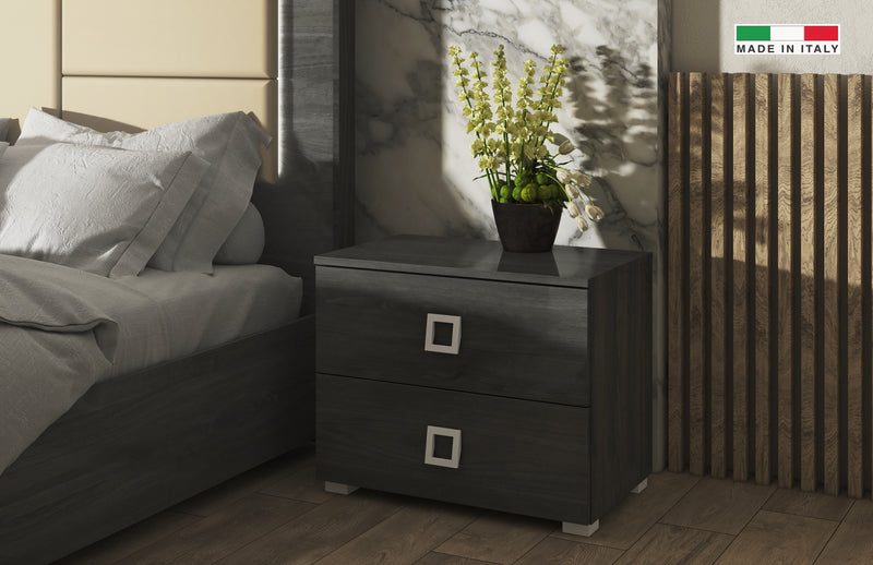 Dafne Grey Modern Nightstand