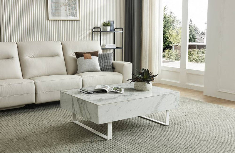 1497 White marble Coffee Table