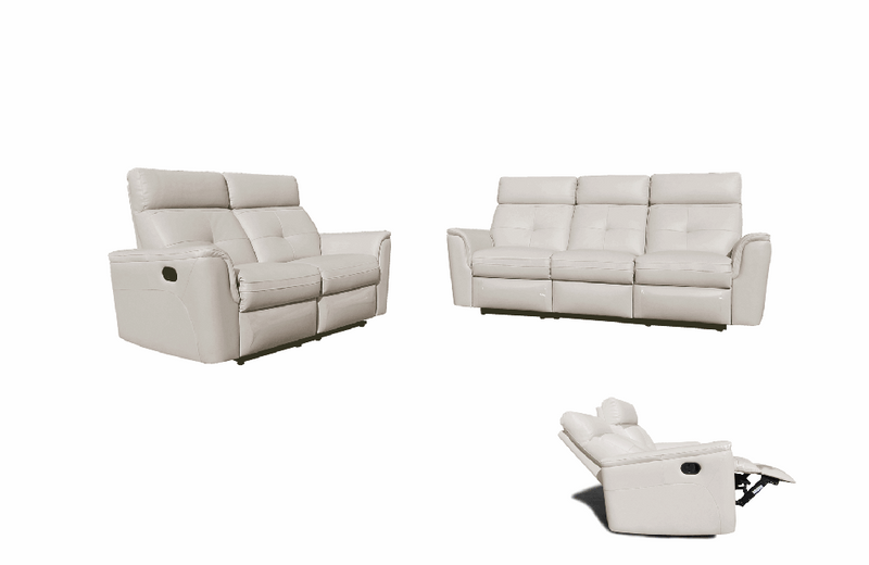 8501 White w/Manual Recliners Loveseat