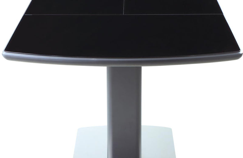 Suri Dining Table