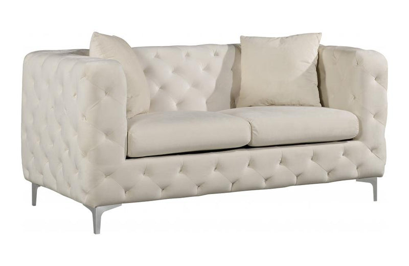 Ebba Cream Love Seat