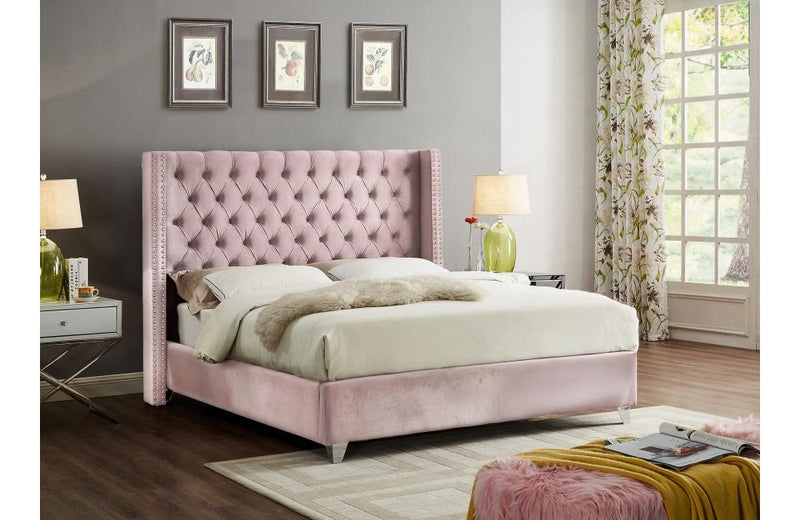 Cacia Pink Bed