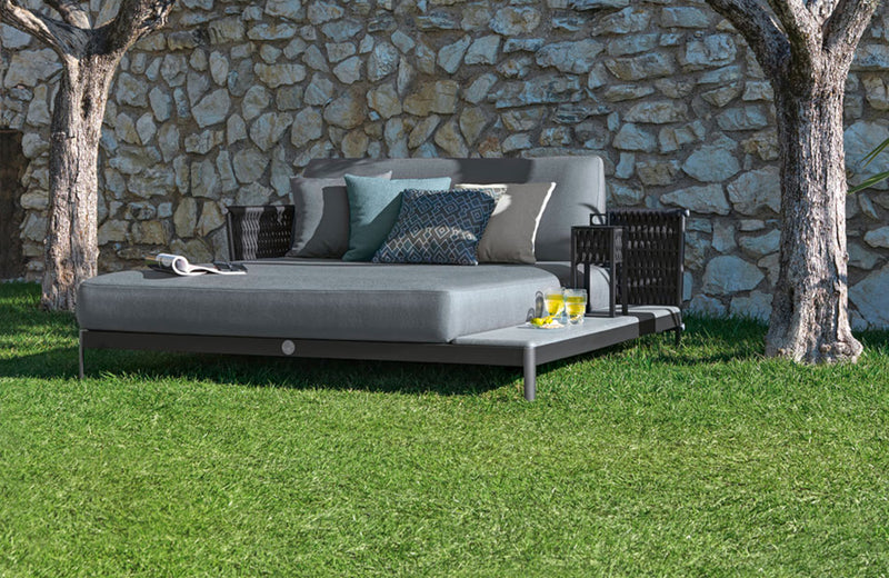 Oasi Outdoor chaise longue LEFT and RIGHT facing