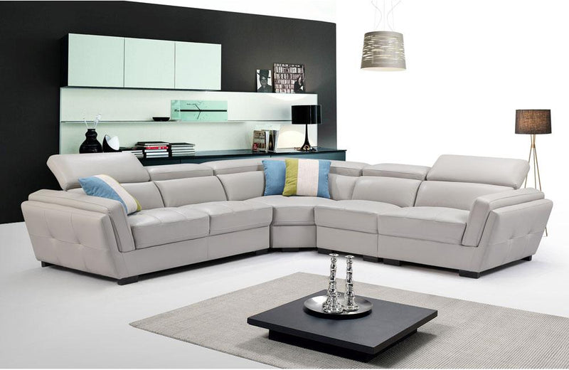 2566 Sectional Sofa