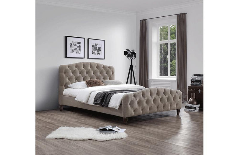 Madalyn Platform Bed