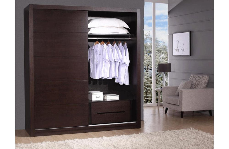 Pangiota Wardrobe