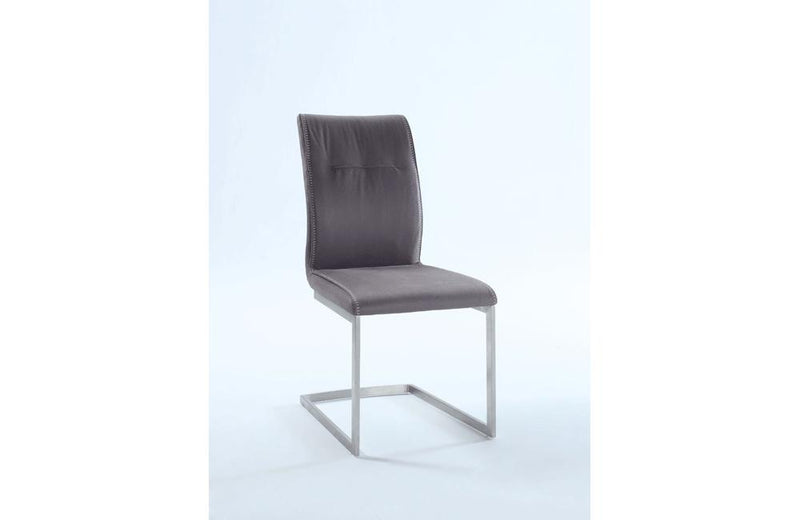 Orsa Dinig Chair