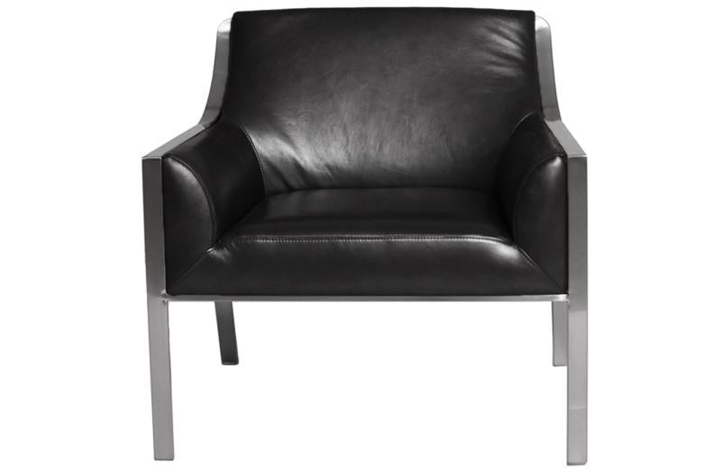 Colt Upholsterd Lounge Chair