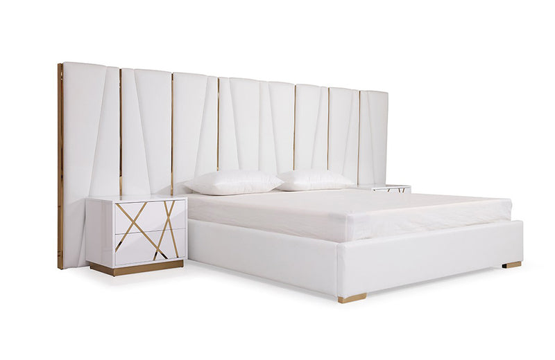 Modrest Nixa Modern White Bonded Leather & Gold Bed