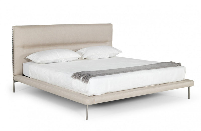 Modrest Bergeron Contemporary Cream Woven Fabric Bed